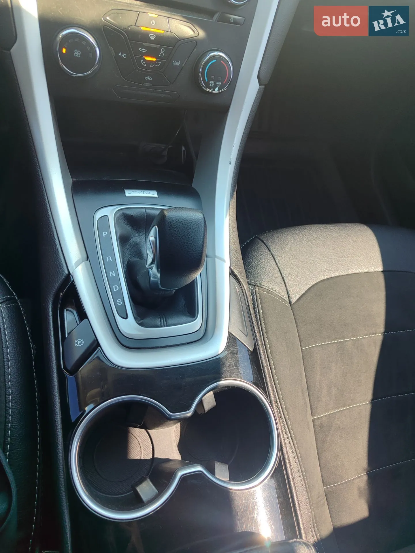 2015 Ford Fusion - мініатюра 31