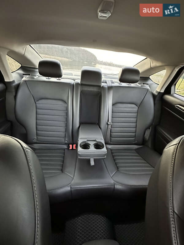 Седан Ford Fusion 2016 в Тернополе