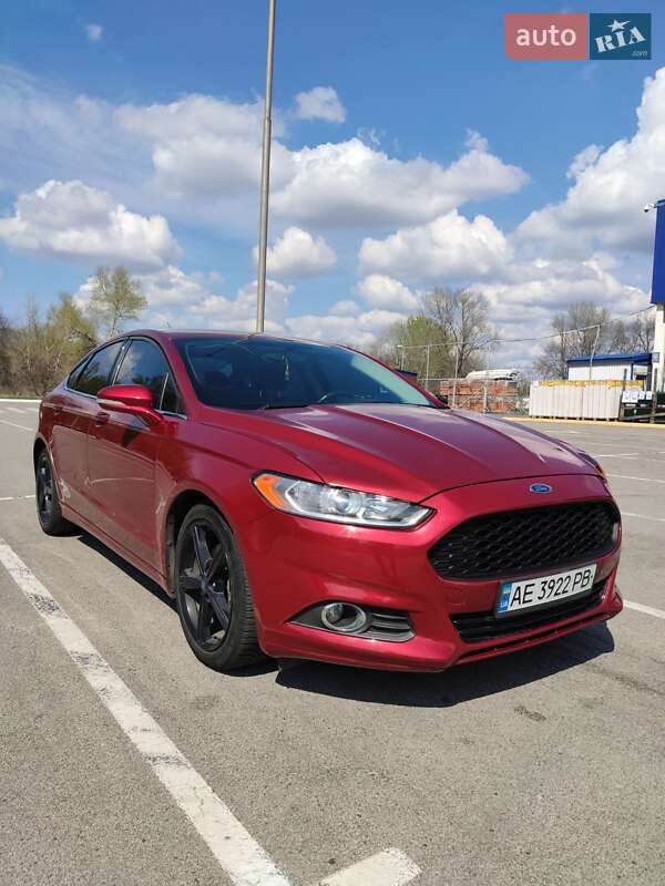Ford Fusion 2015