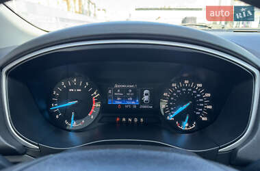 Седан Ford Fusion 2014 в 