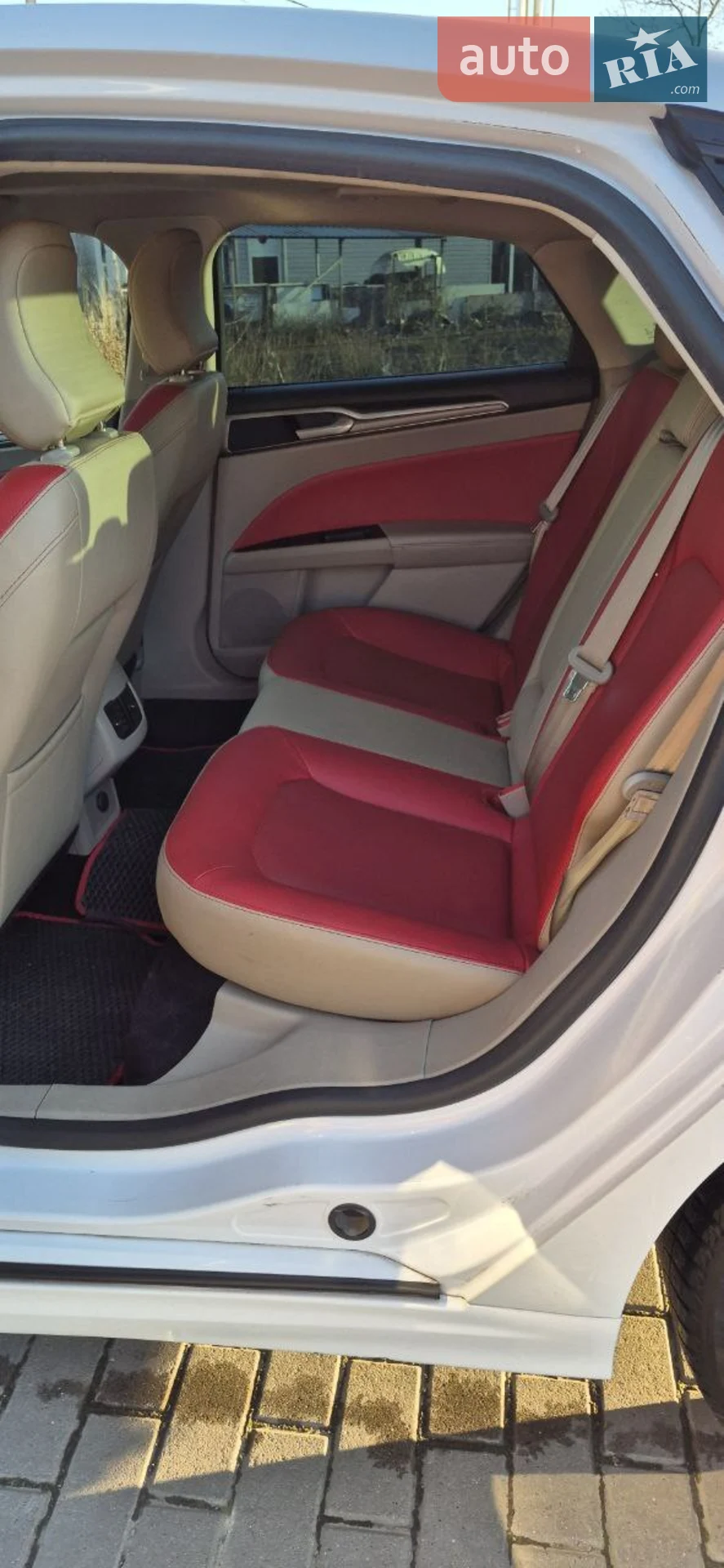2016 Ford Fusion - мініатюра 23