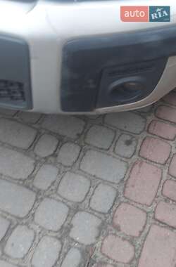 Хэтчбек Ford Fusion 2005 в 