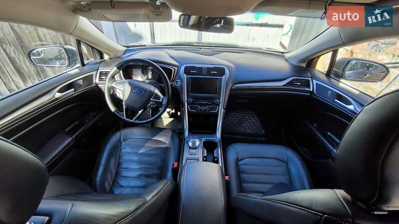 Седан Ford Fusion 2016 в Черкассах