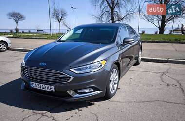 Седан Ford Fusion 2016 в 