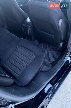 Седан Ford Fusion 2015 в 