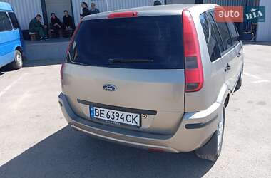 Хэтчбек Ford Fusion 2004 в 