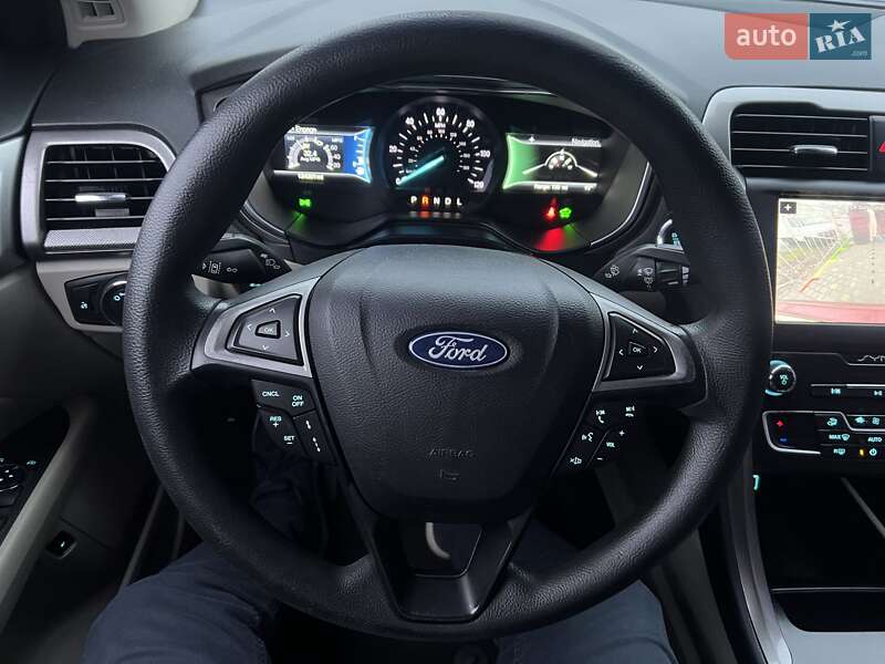 Седан Ford Fusion 2019 в Одессе
