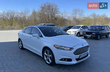 Седан Ford Fusion 2014 в 