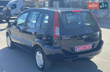Хэтчбек Ford Fusion 2006 в 