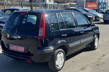 Хэтчбек Ford Fusion 2006 в 