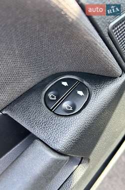 Хэтчбек Ford Fusion 2009 в 