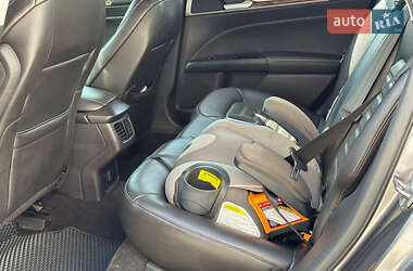 Седан Ford Fusion 2013 в 