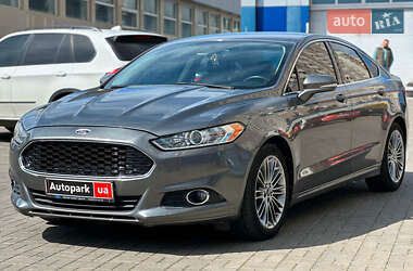 Седан Ford Fusion 2013 в 