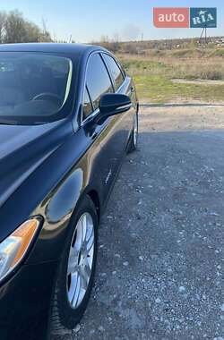 Седан Ford Fusion 2013 в 