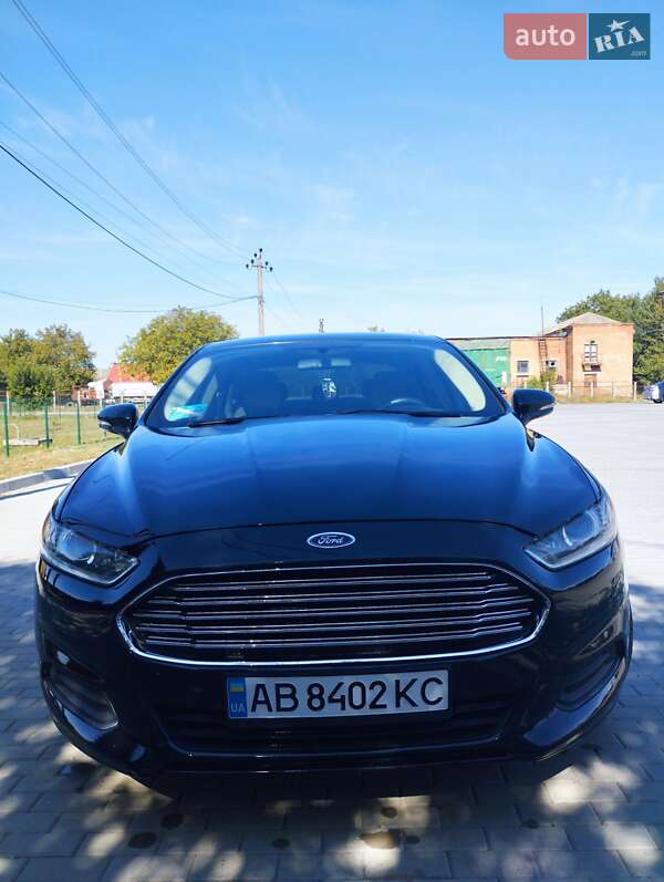 Седан Ford Fusion 2014 в Бершади