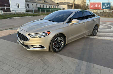 Седан Ford Fusion 2017 в 