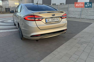 Седан Ford Fusion 2017 в 