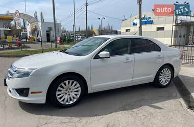 Седан Ford Fusion 2011 в 