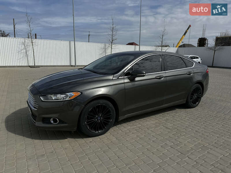 Седан Ford Fusion 2015 в Гайсину