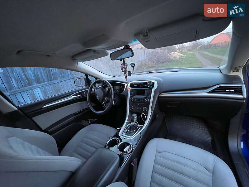 Седан Ford Fusion 2012 в Чугуеве