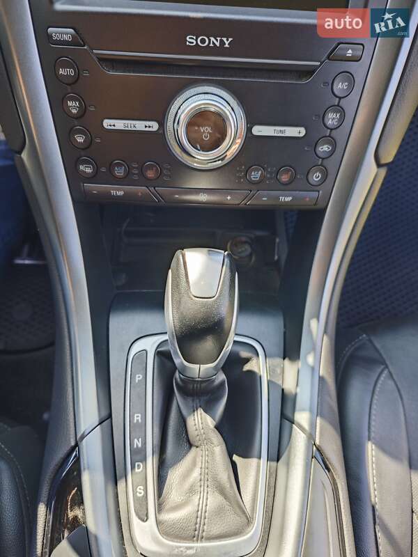 Седан Ford Fusion 2015 в Кагарлику