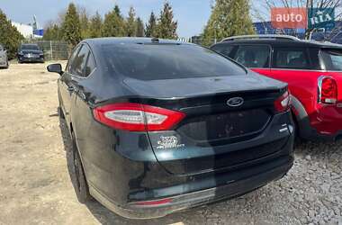 Седан Ford Fusion 2014 в 