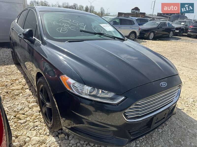 Седан Ford Fusion 2014 в Львове