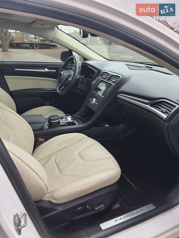 Седан Ford Fusion 2017 в Одессе