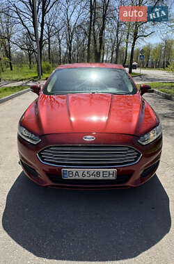 Седан Ford Fusion 2014 в 