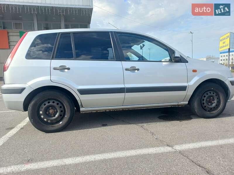 Хетчбек Ford Fusion 2008 в Києві фото 2 Хетчбек Ford Fusion 2008 в Києві