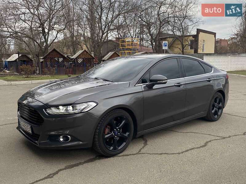 Седан Ford Fusion 2015 в Миколаєві