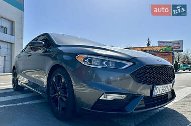 Седан Ford Fusion 2016 в 
