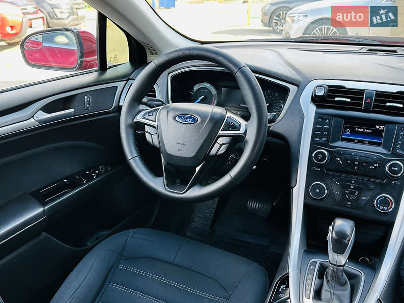 Седан Ford Fusion 2014 в Харкові