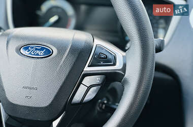 Седан Ford Fusion 2014 в 