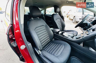 Седан Ford Fusion 2014 в 