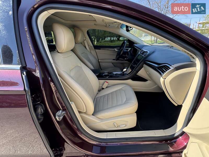 Седан Ford Fusion 2013 в Днепре