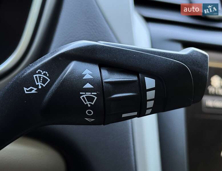 Седан Ford Fusion 2013 в Днепре