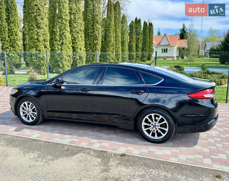 Седан Ford Fusion 2017 в Попельне