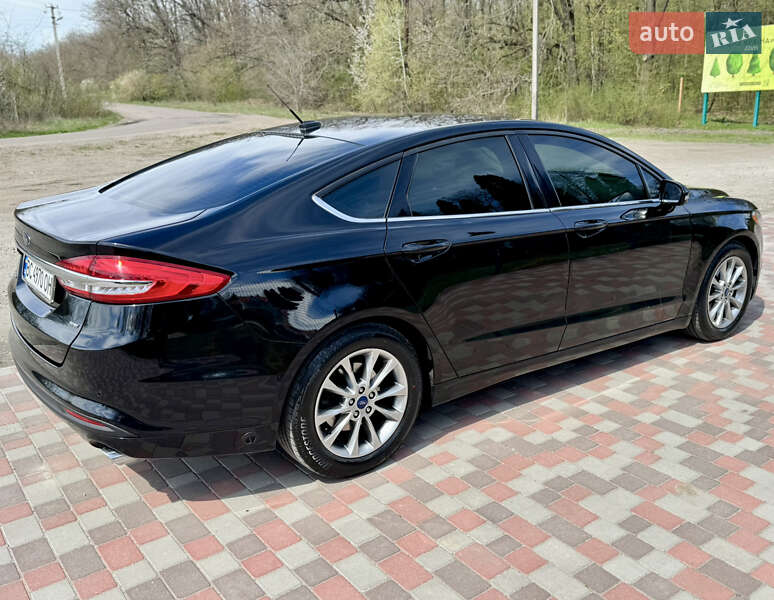 Седан Ford Fusion 2017 в Попельне