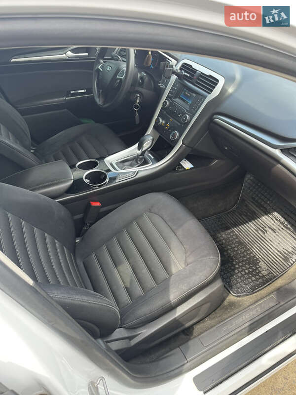 Седан Ford Fusion 2013 в Киеве