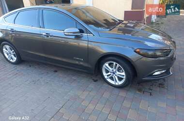 Седан Ford Fusion 2017 в 