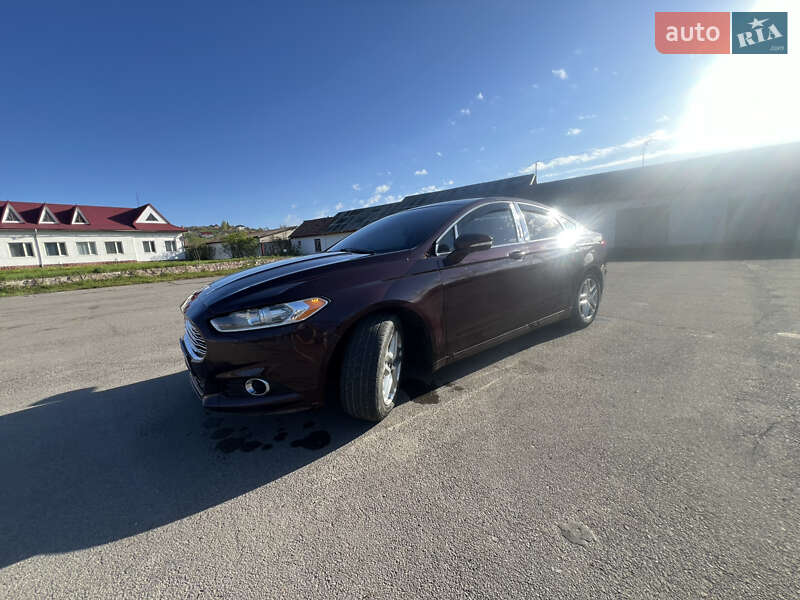 Седан Ford Fusion 2013 в Івано-Франківську