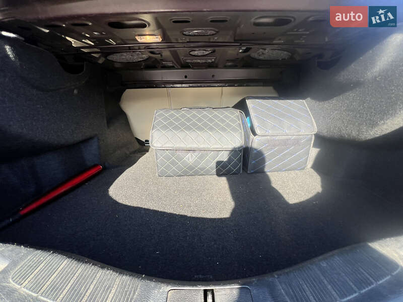 Седан Ford Fusion 2013 в Івано-Франківську