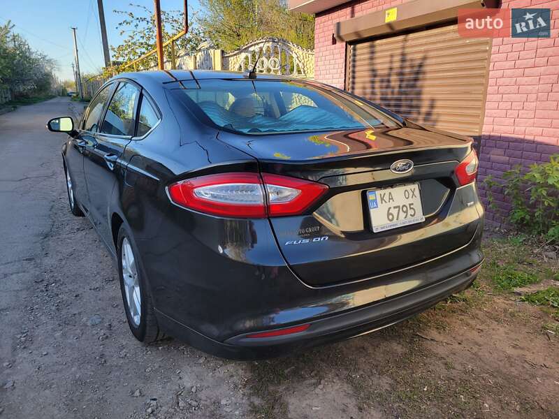 Седан Ford Fusion 2013 в Желтых Водах