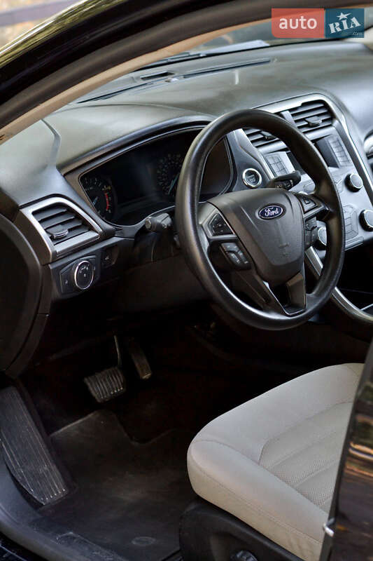 Седан Ford Fusion 2018 в Киеве