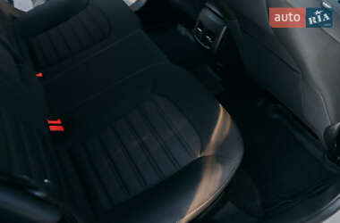 Седан Ford Fusion 2018 в 