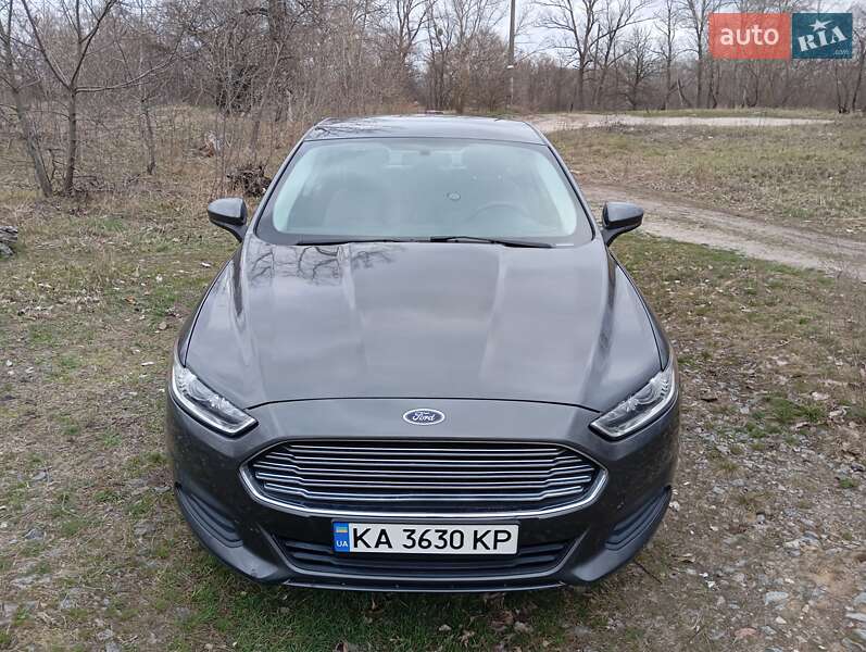 Ford Fusion 2015