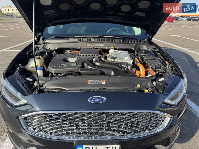 Седан Ford Fusion 2020 в Одессе