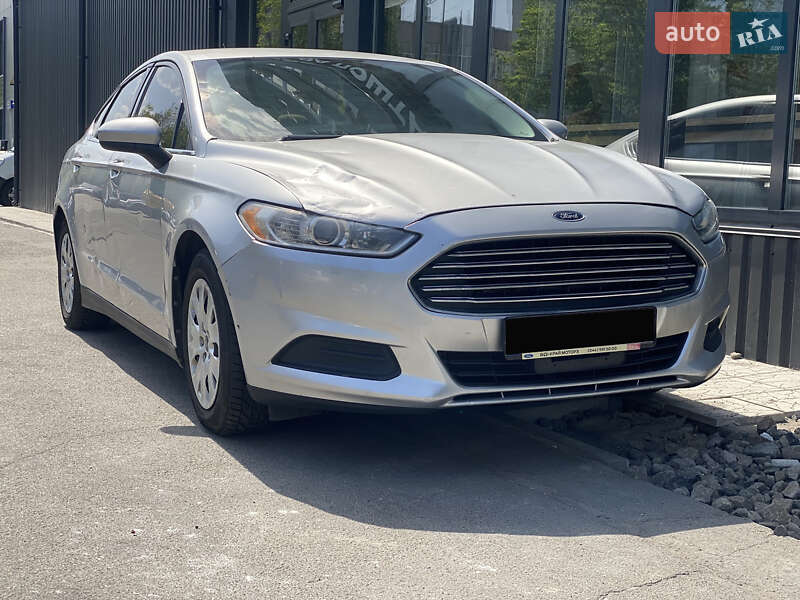Седан Ford Fusion 2012 в Києві