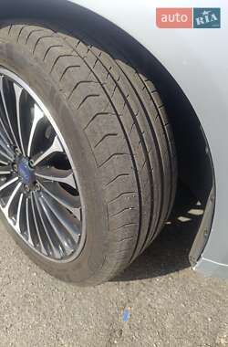 Седан Ford Fusion 2015 в 